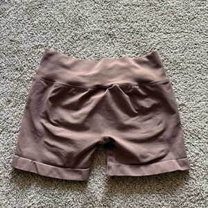 Women’s High-Waist Brown Stretch Shorts